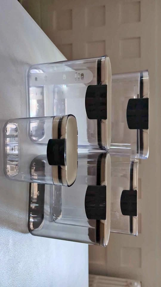 Progressive ProKeeper Kitchen Containers - 5 total