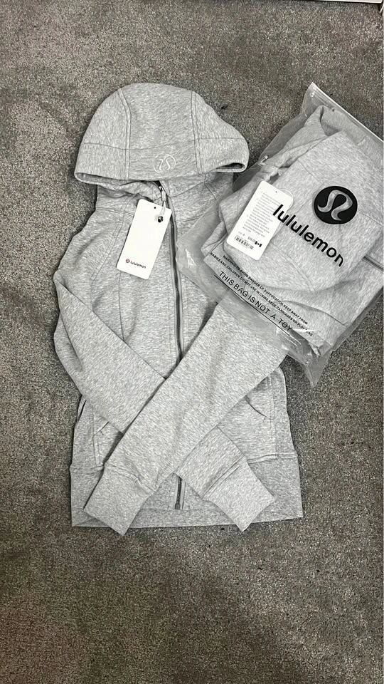 Lululemon Scuba Full Zip Grey Size 4 (XS) $80