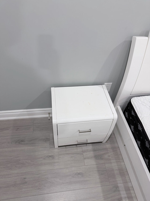 White Bedroom Set with Storage Bed - photo 4