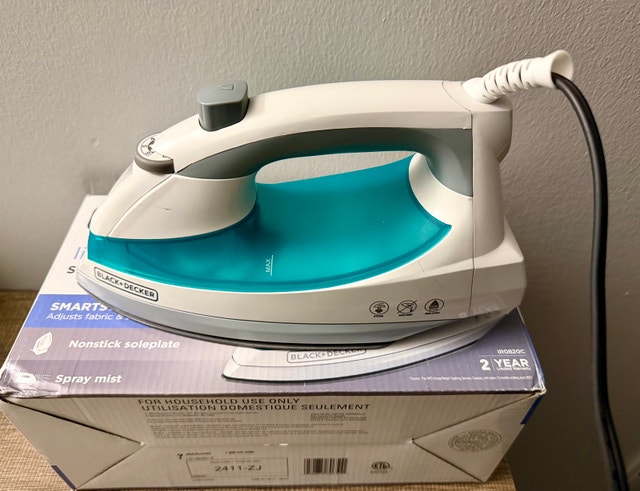 Black & Decker Light 'N Easy Iron
