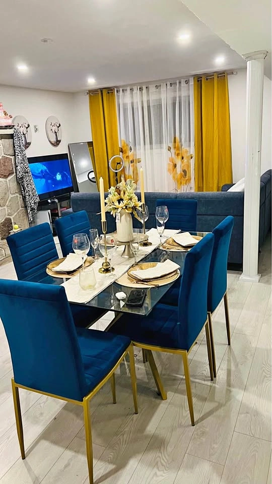 Modern Glass & Blue Velvet Dining Set - 6 Seats