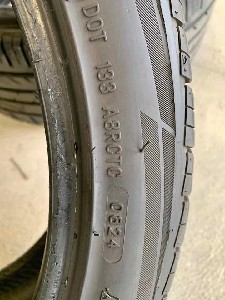 235/40R19 AllSeason Tires