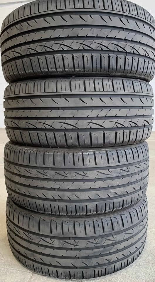 235/40R19 AllSeason Tires - photo 5
