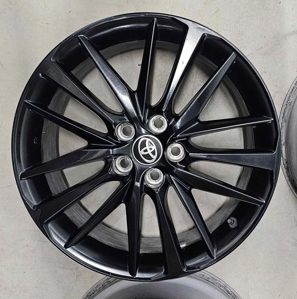 Toyota Camry OEM Rims 19 inches +TPMS - photo 4