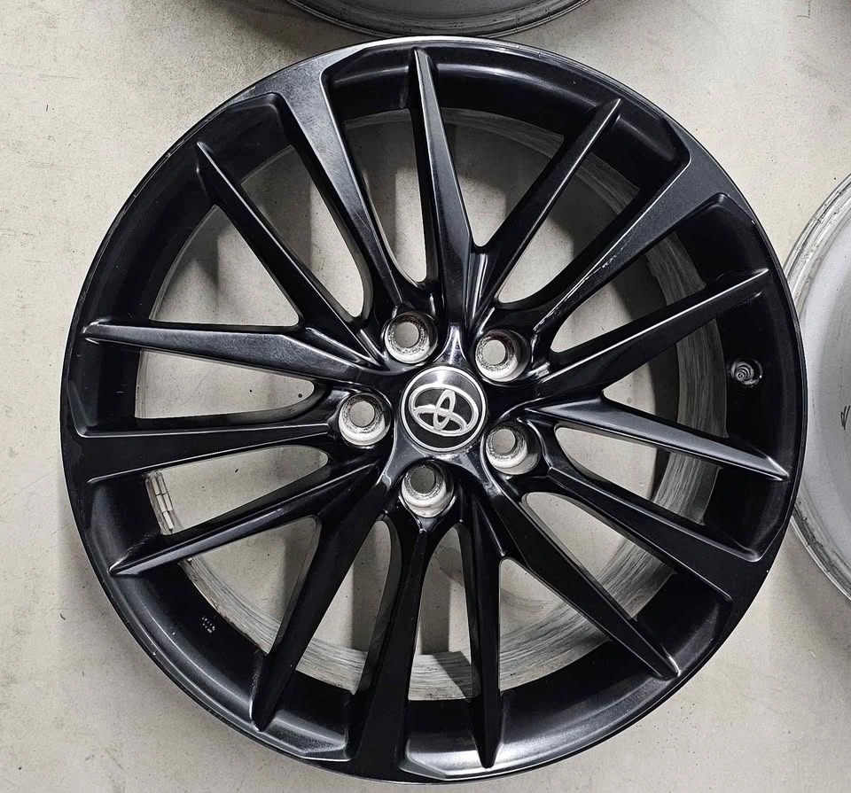 Toyota Camry OEM Rims 19 inches +TPMS - photo 5