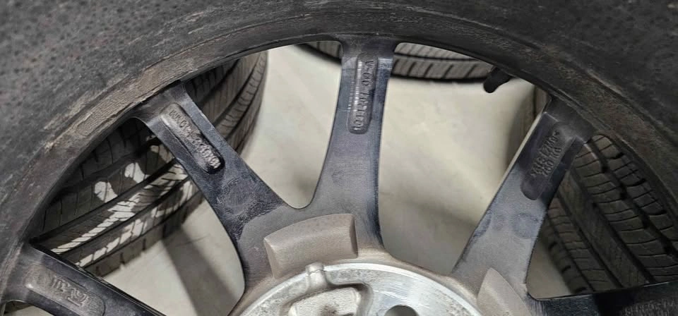 Tesla Model 3 Rims w/ All Season Tires & TPMS - photo 2