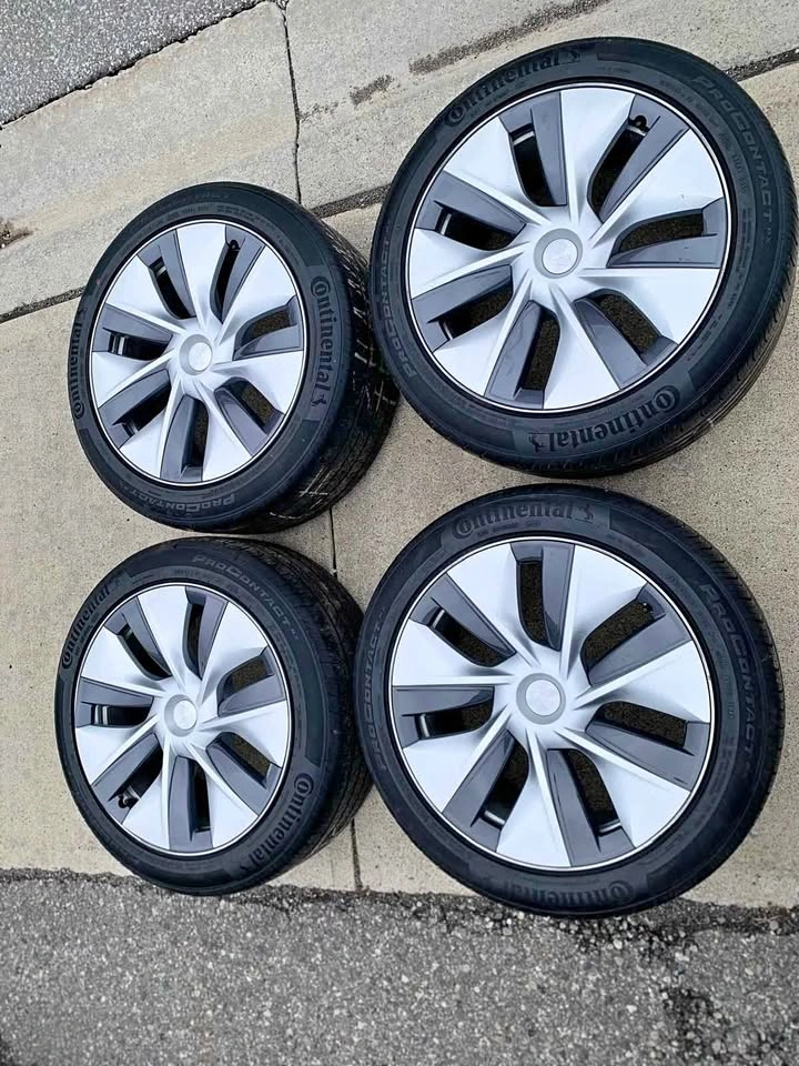 Tesla Model Y OEM Rims w/ All Season Tires 255/45R19 +TPMS