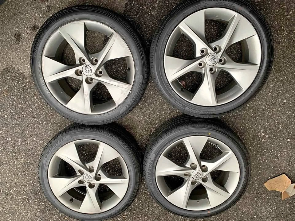 Toyota Camry Rims with All Season Tires 225/45R18