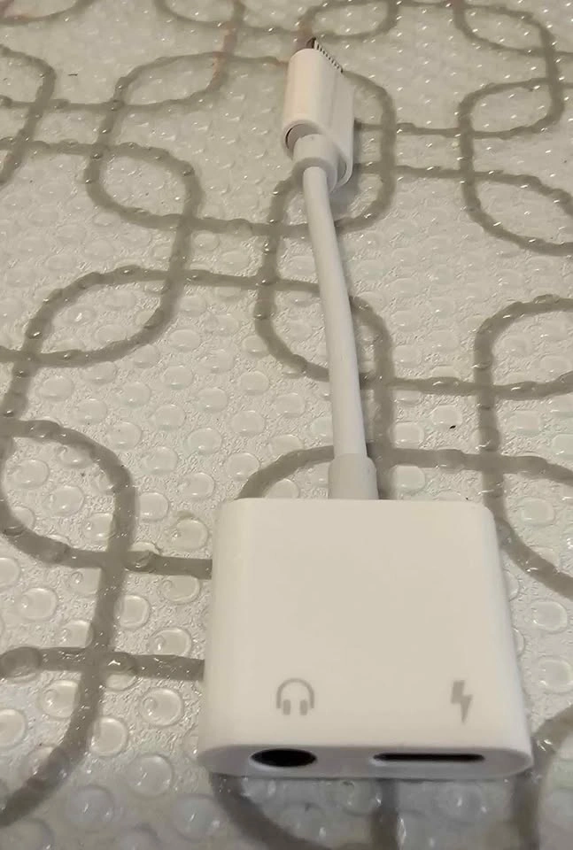 iPhone Lightning to Headphone Adapter - photo 2
