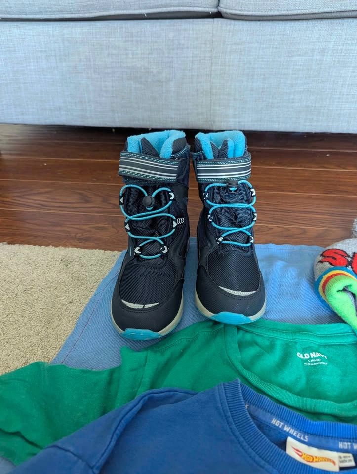 Boys Clothes Bundle - Winter Boots - Toys & More - photo 4