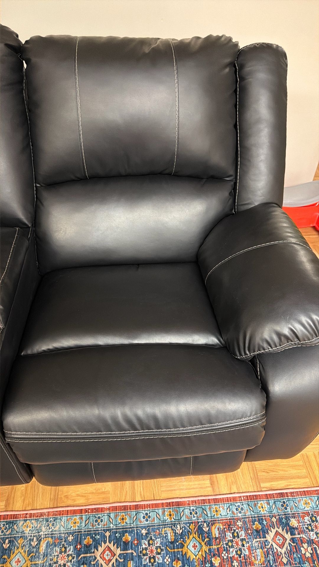 Recliner Loveseat | Leather Sofa | Ashley Brand - photo 2