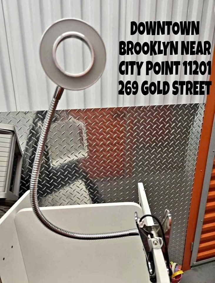 LED Magnifying Lamp Clamp On Flexible Gooseneck