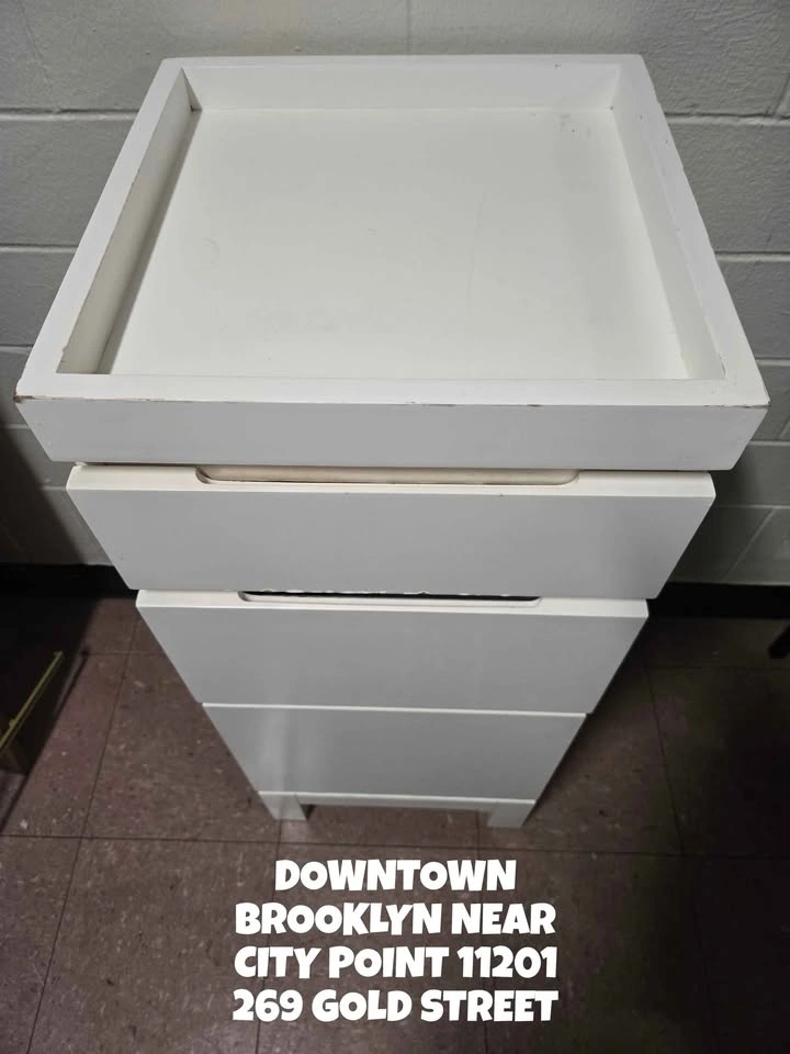 West Elm White 3-Drawer Dresser - photo 3