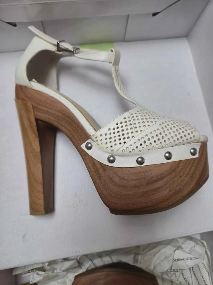 High heels - photo 3