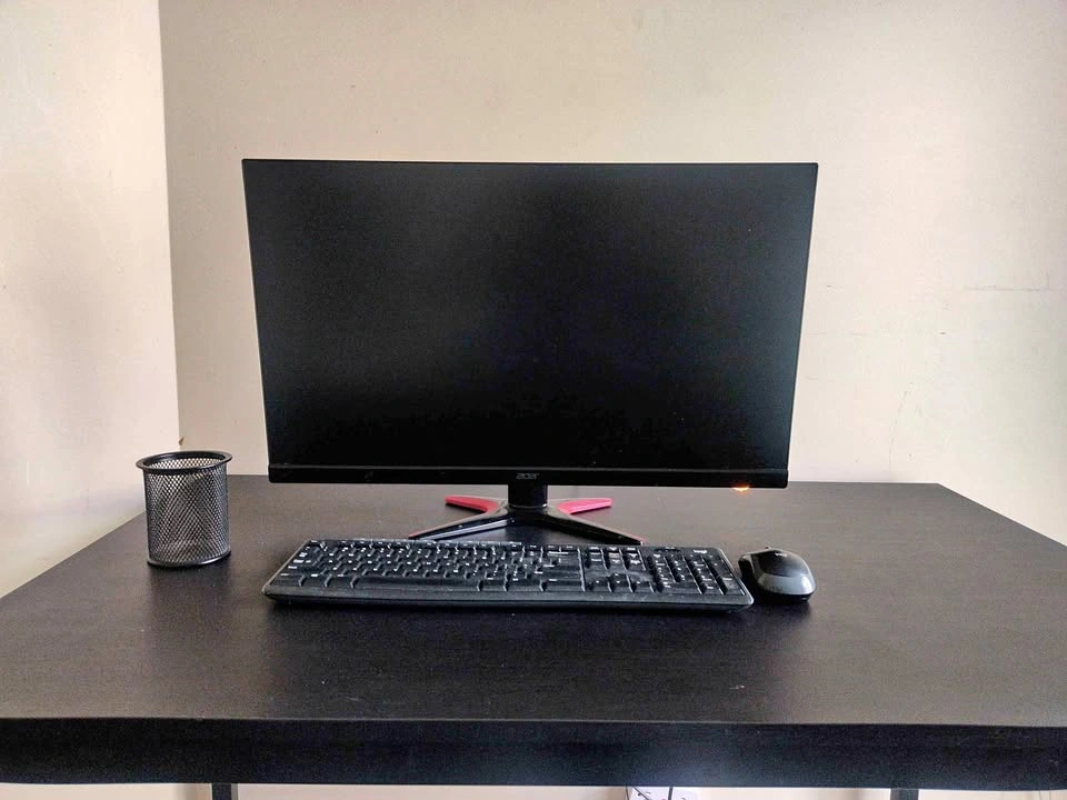 Acer Monitor (approx. 24") with Keyboard & Mouse
