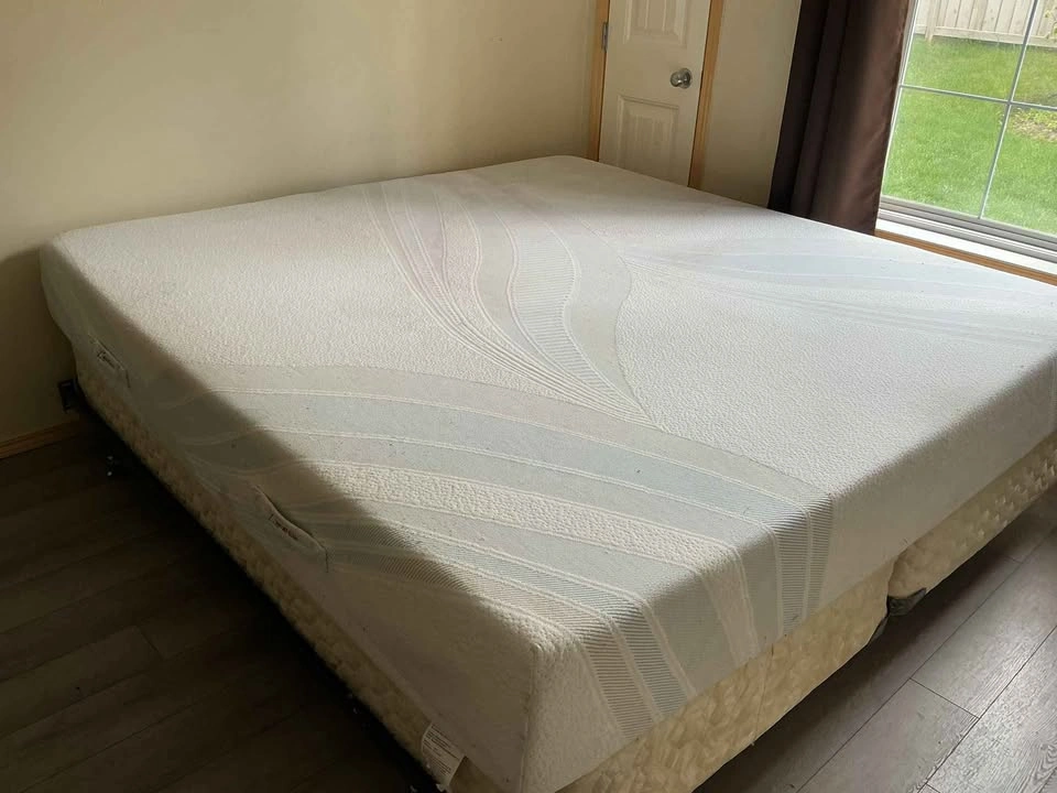 King Size Memory Foam Mattress Set - photo 5