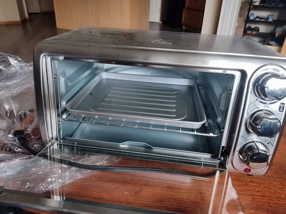 Hamilton Beach Toaster Oven - photo 3
