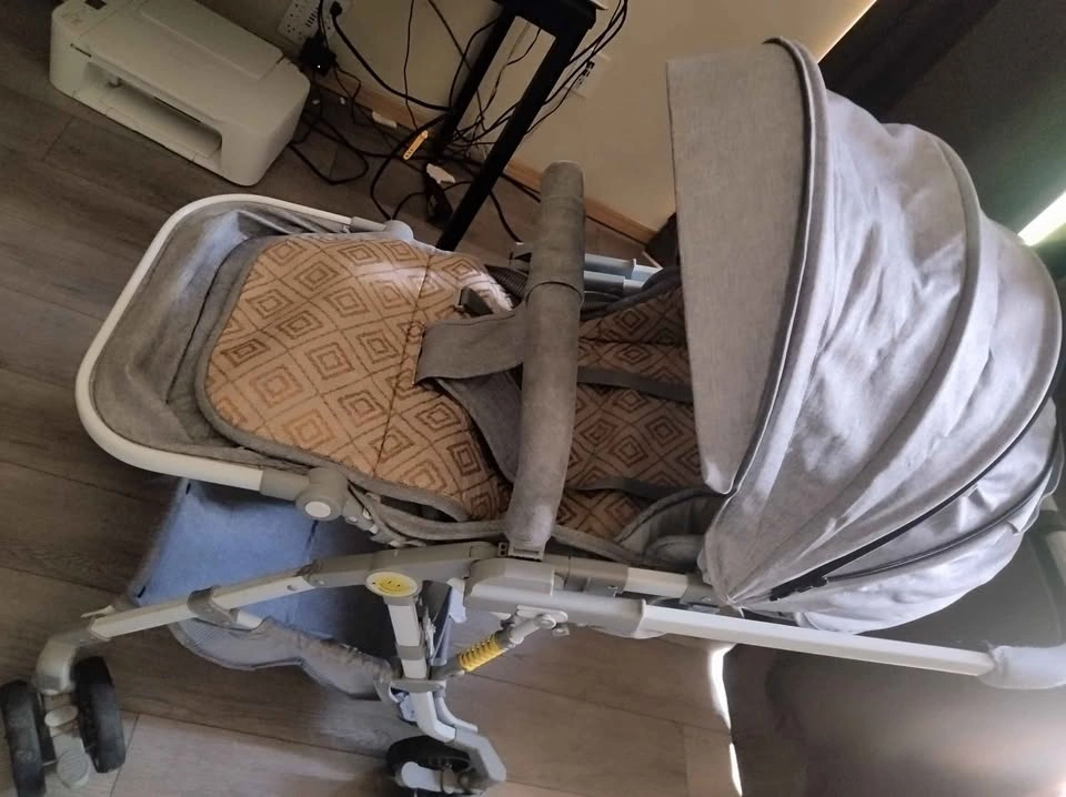Baby Stroller / Pram – Reclining Foldable Design - photo 4
