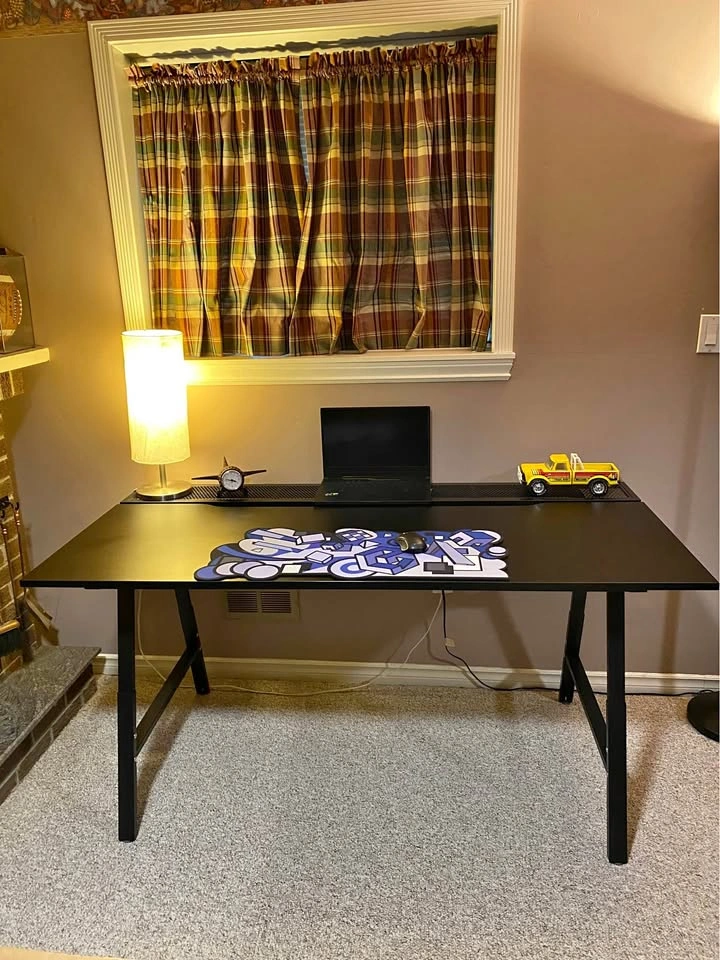 Black Ikea Gaming Desk (Delivery Available)