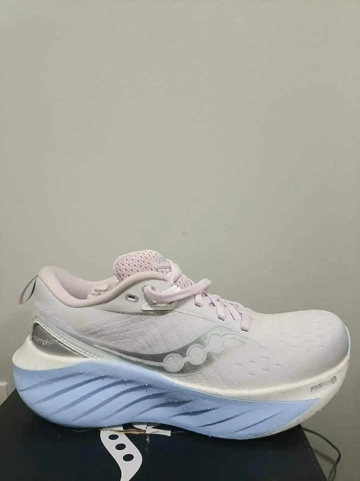 Saucony Women's Triumph 22 Running Shoes - White - photo 3