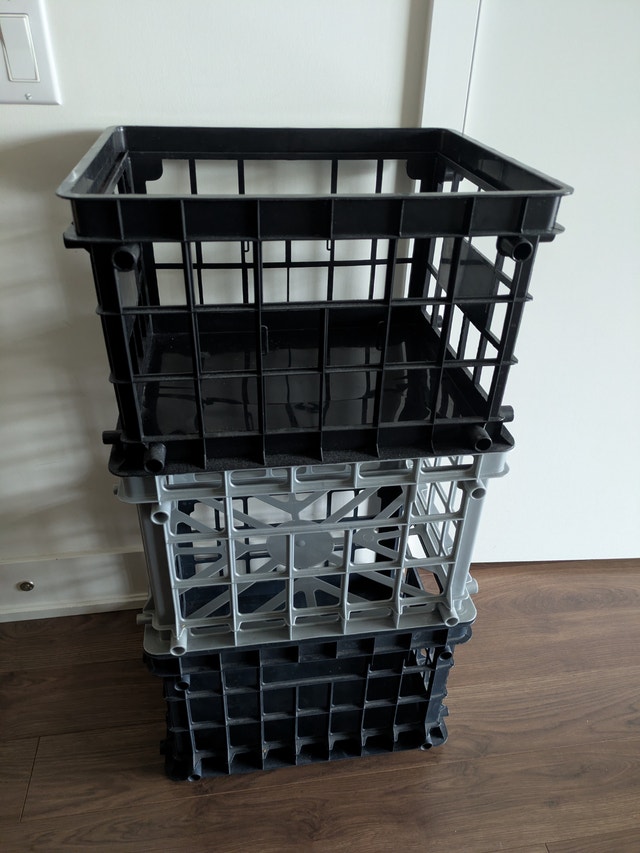 3 Plastic Crates