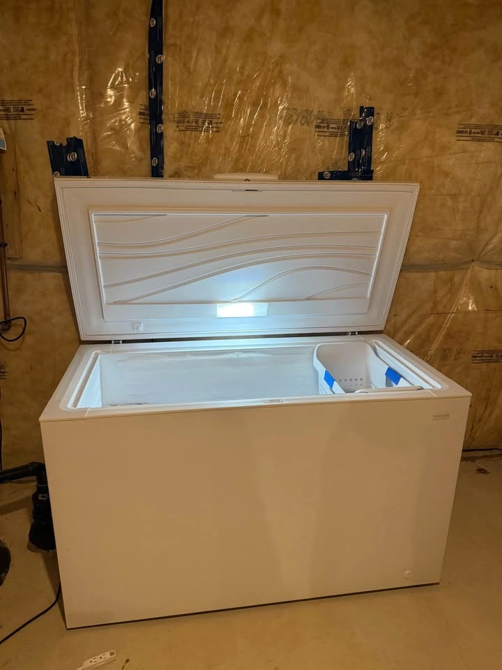Large Chest Freezer / Deep Freeze (Great Condition, Fully Workin - photo 2