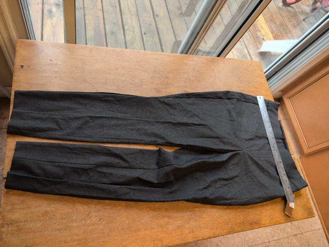 Mark's Pants Size 10x30 NWT Dark Grey