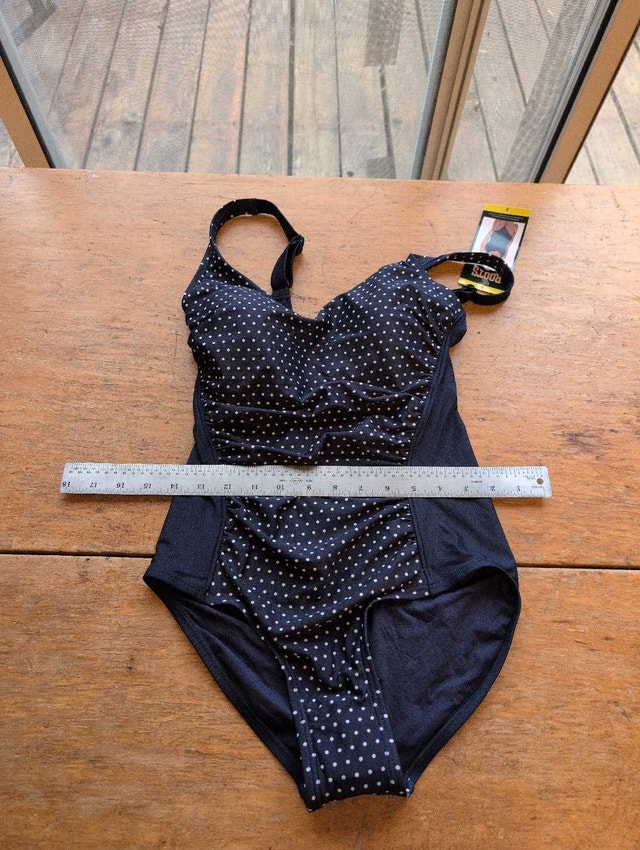 Roots Swimsuit woman's navy size 6 nwt