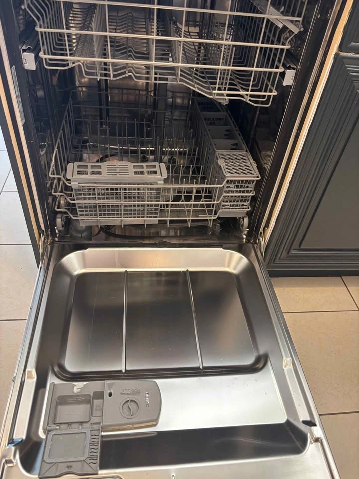 Dishwasher ** must go quickly ** - photo 2