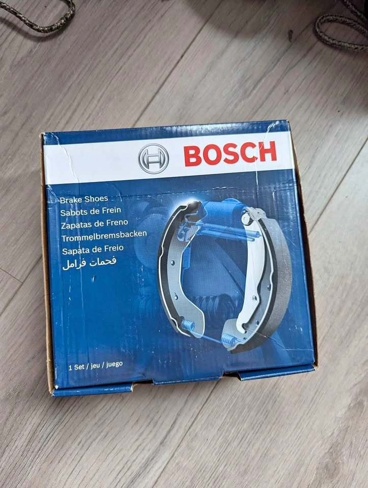 Bosch BS917 Brake Shoes for Toyota Yaris
