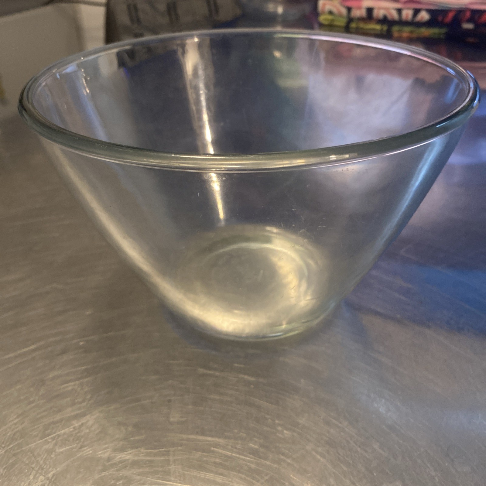 Vintage Anchor-Hocking 2QT Heavy Clear Glass Mixing Bowl - USA