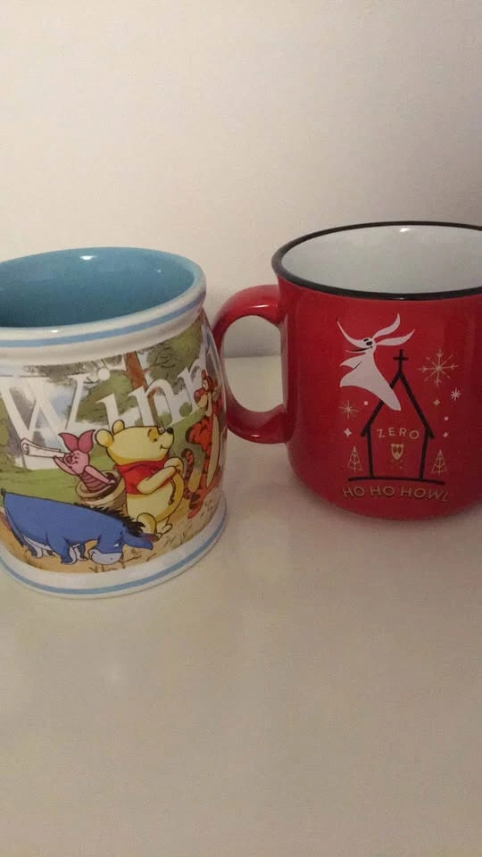 Lot of 9 Disney Mugs & Drinkware - Never Used - photo 2
