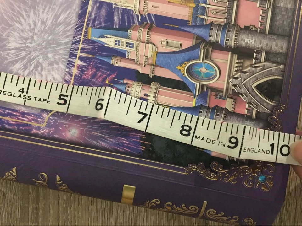 Disney Wishes Book Storage Box - Pickup in Brampton - photo 4