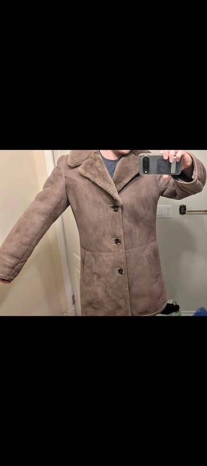 Men's Wolff of Canada Vintage Shearling Coat Size 42T