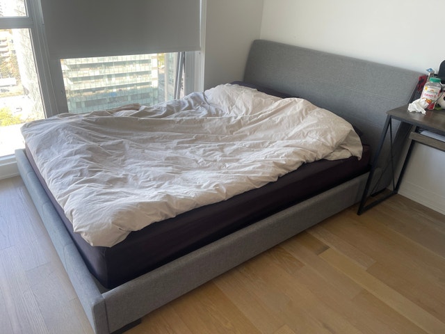 Queen Size Bed with Mattress