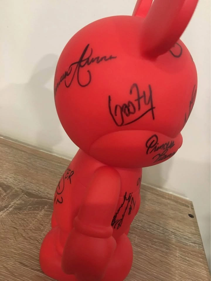 Disney Parks Signed Large Vinylmation - Pick up Brampton - photo 4