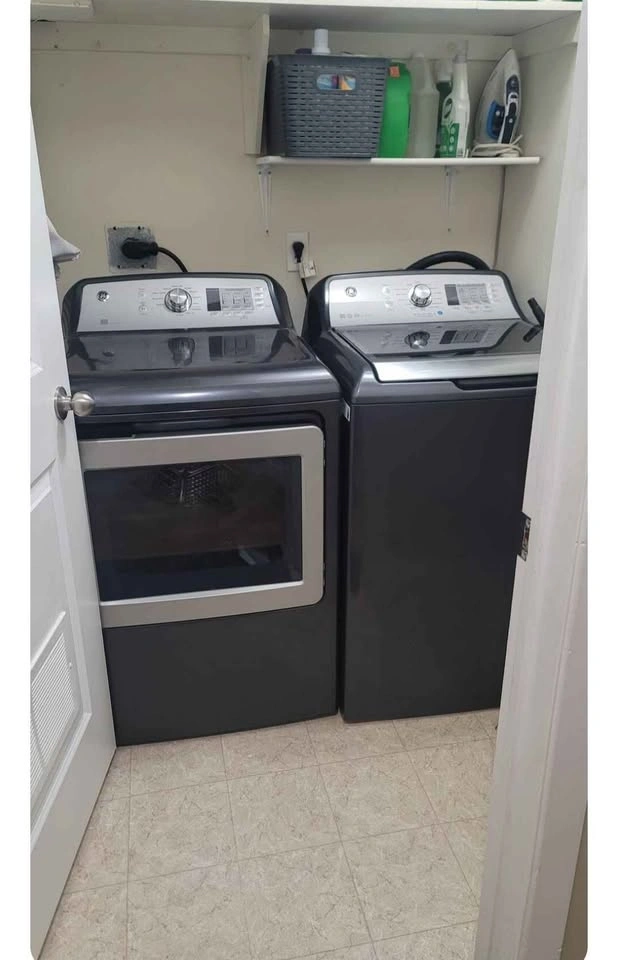 Private room for rent in Kanata - photo 3