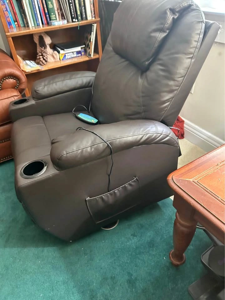 Lift chair with heat and massage
