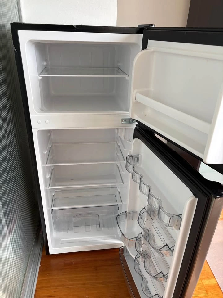 Danby Compact Refrigerator - photo 2