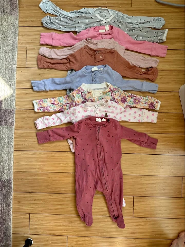 Baby Girl Clothes Lot (0–12 Months) | Gap, Disney + More - photo 2