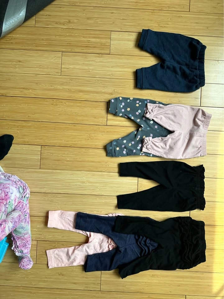 Baby Girl Clothes Lot (0–12 Months) | Gap, Disney + More - photo 4