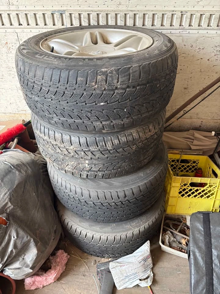 Dodge Ram 17 Inch Wheels with 255/55 R17 Tires - photo 3