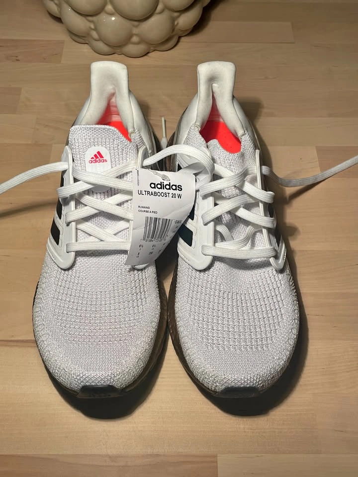 New Adidas Ultraboost running shoes, sneakers, size US 8, 24.5 c