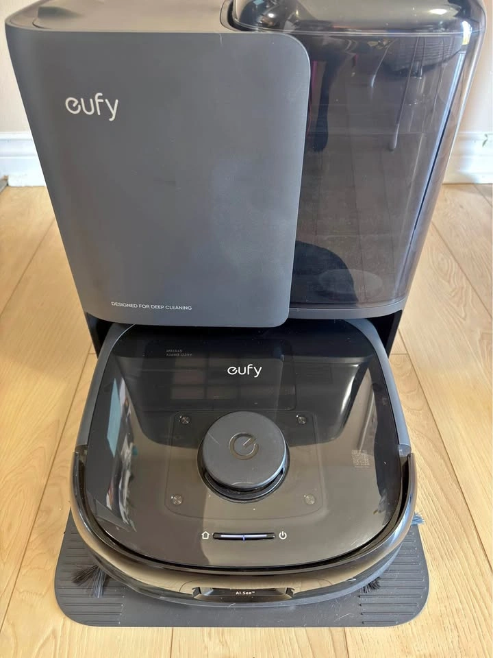 Eufy Omni E25 Robot Vacuum & Mop + Extra Accessories
