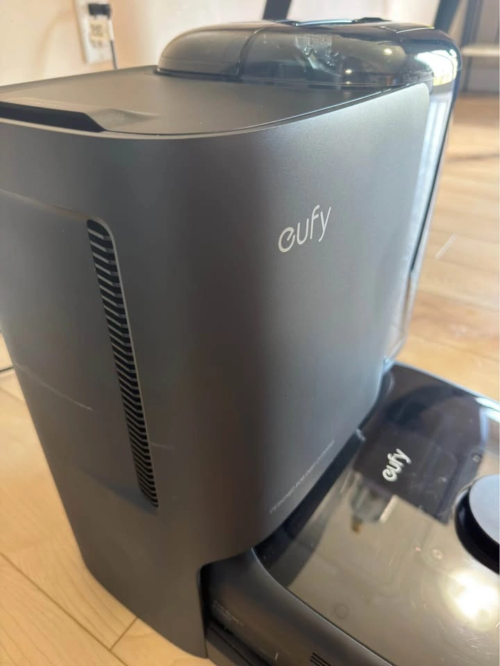 Eufy Omni E25 Robot Vacuum & Mop + Extra Accessories - photo 3