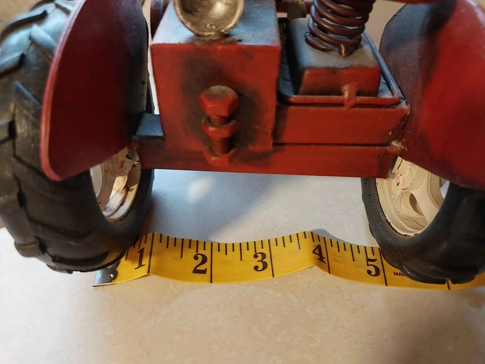Red Metal Vintage Style Toy Tractor - photo 4