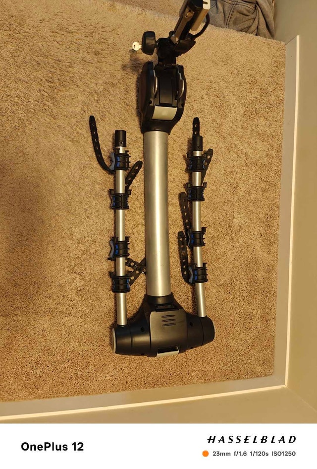 Thule Apex XT 4-Bike Hitch Rack