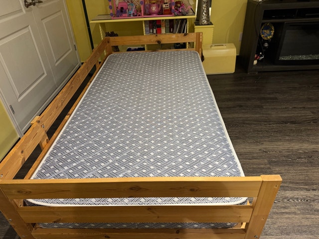 Single bed with mattress - photo 2