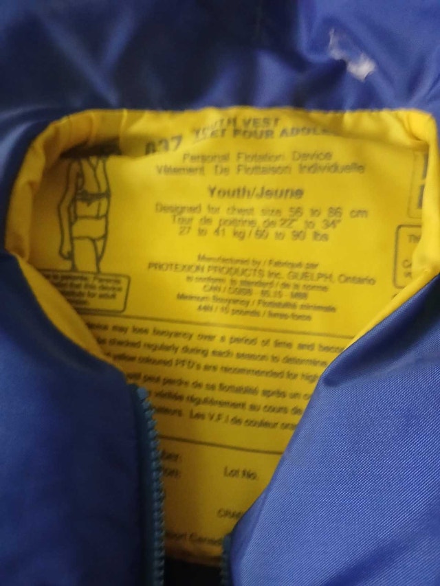 Youth Life Jackets - photo 2