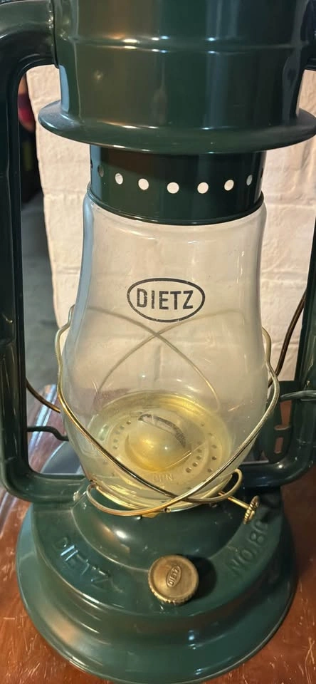 Dietz Oil Burning Lanterns - photo 2